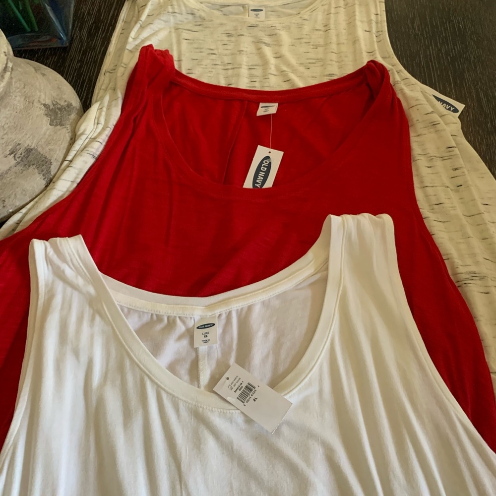 Lot of 3 NWT Old navy luxe sleeveless tanks XL
